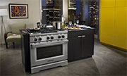 You'll Love the Look and Functionality That This Large Dual-Fuel Range Offers!