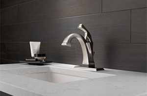 Delta Dryden Single-Handle Centerset Faucet