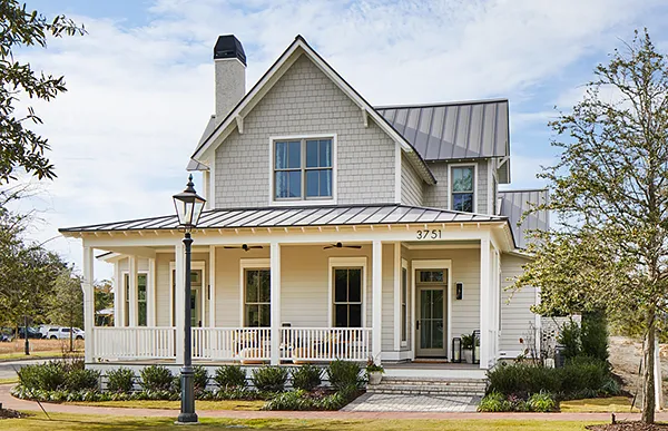 Pella Reserve Traditional Double-Hung Windows