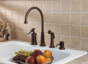 Pfister Ashfield 1-Handle Kitchen Faucet