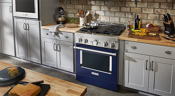 A Commercial-Style Range in a Standard 30" Size to Fit Any Kitchen