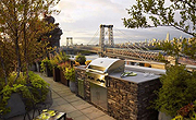 A One-Wall Outdoor Kitchen That Makes Efficient Use of Space