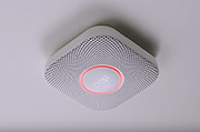 A Smart Smoke and Carbon Monoxide Alarm That Says Where and What the Danger Is