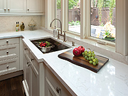 Classic Near-White Marble Looks, Suitable for Any Kitchen Design